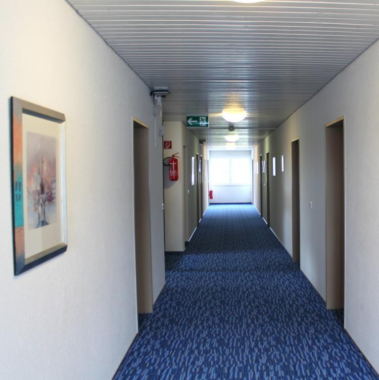 Hotel Am Bad エスリンゲン エクステリア 写真